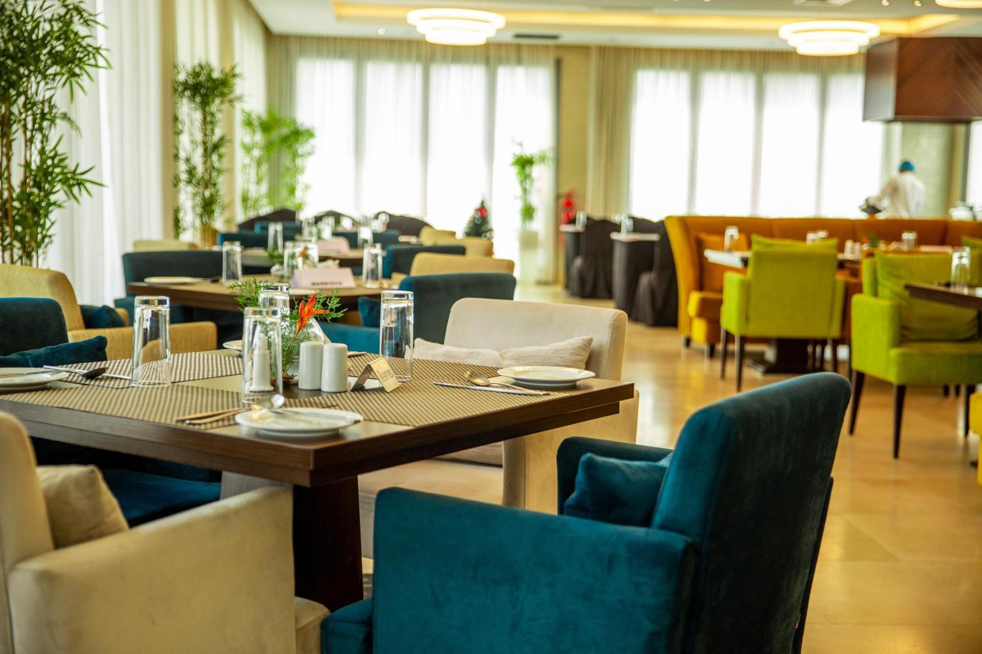 Lakowe Lakes Hotel, Golf And Country Estate By Newmark Lagos Ngoại thất bức ảnh